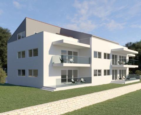 Nowy luksusowy apartament w Rovinj, zaledwie 300 metrów od morza - pic 2