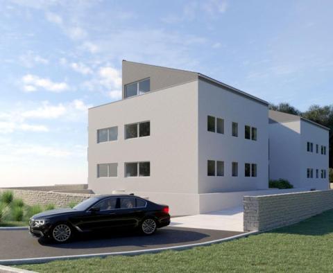 Nowy luksusowy apartament w Rovinj, zaledwie 300 metrów od morza - pic 5