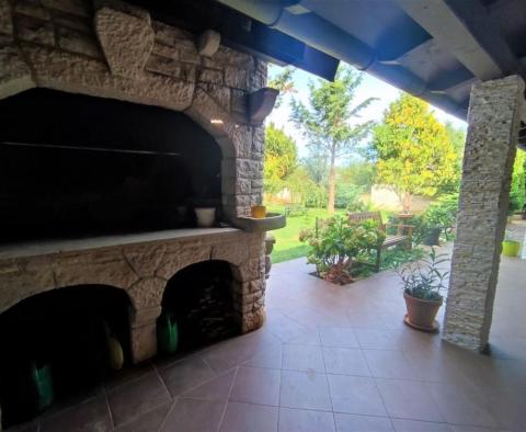 Haus zum Verkauf in Šišan, Liznjan - foto 23