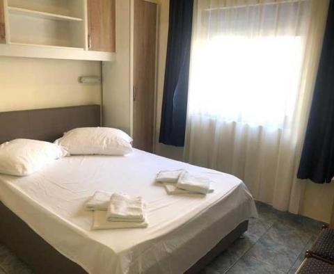 Pansion for sale on Omis riviera with 21 rooms/aparts - pic 12