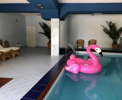 Pansion for sale on Omis riviera with 21 rooms/aparts - pic 21