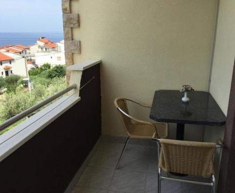 Pansion for sale on Omis riviera with 21 rooms/aparts - pic 24