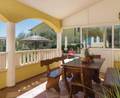 Extravagante Villa zum Verkauf in Vodice mit Swimmingpool, Garage, Fitness, Spielzimmer - foto 41