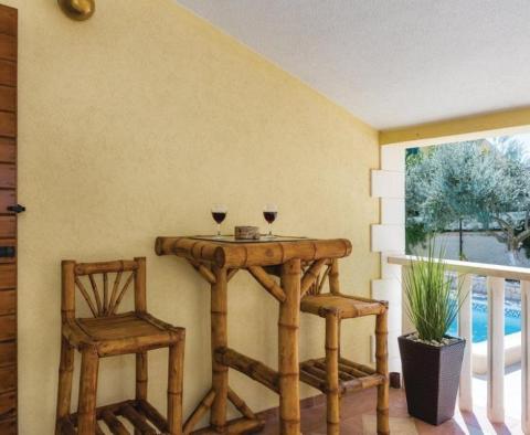 Extravagante Villa zum Verkauf in Vodice mit Swimmingpool, Garage, Fitness, Spielzimmer - foto 42
