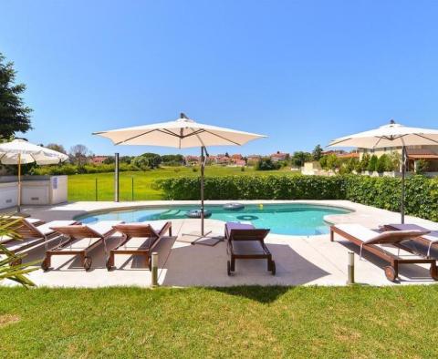 Touristic property of 7 apartments in Valbandon, Fažana just 1 km from the sea - pic 42