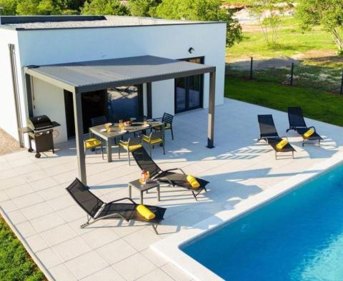 Строящаяся вилла на продажу в районе Лабин, в 3 км от моря - фото 2
