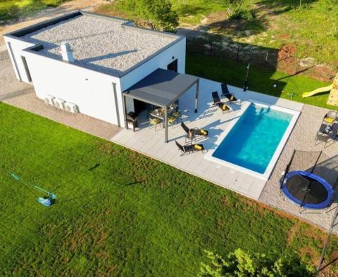 Строящаяся вилла на продажу в районе Лабин, в 3 км от моря - фото 3