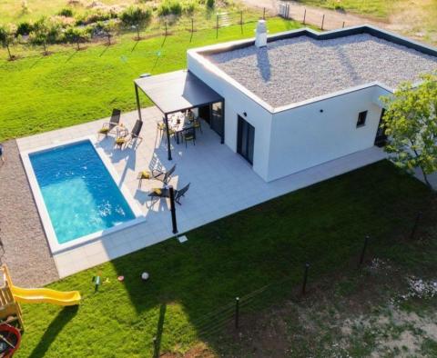 Строящаяся вилла на продажу в районе Лабин, в 3 км от моря - фото 4