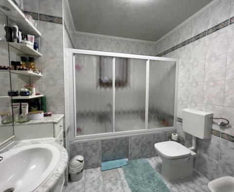 Апарт-дом из 6 квартир в Умаге всего в 2 км от моря - фото 7
