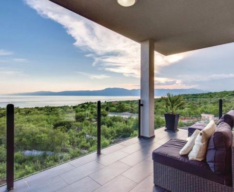 Luxury apartment with sea view in Kostrena - pic 21