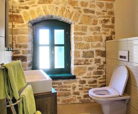 Authentic stone villa in Bale with swimming pool - pic 32