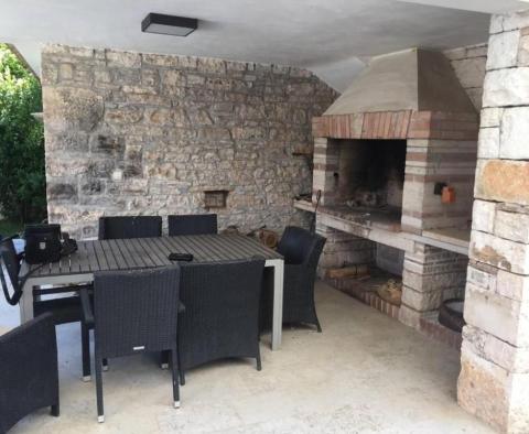 Authentic stone villa in Bale with swimming pool - pic 38