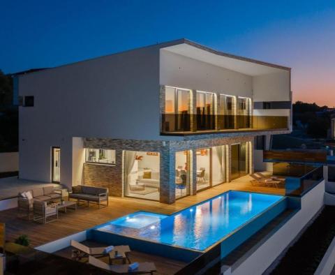 Modern astonishing villa in Rogoznica just 90 meters from the sea edge - pic 15