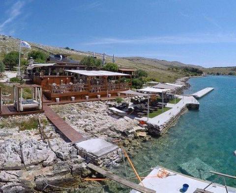 Restaurant unique en bord de mer à vendre sur l'île de Kornati - pic 4