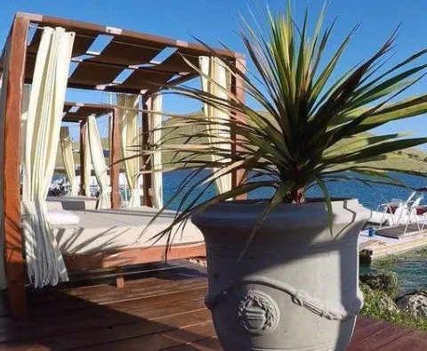 Restaurant unique en bord de mer à vendre sur l'île de Kornati - pic 10