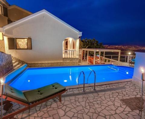 Villa in Matulji over Opatija with a view of the Kvarner blue sea - pic 13