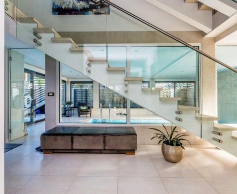 Luxury villa with indoor and outdoor swimming pool in Grizane - pic 7