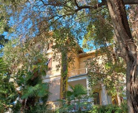 Luxus ósdi villa Abbáziában a teljes korszerűsítéshez - pic 36