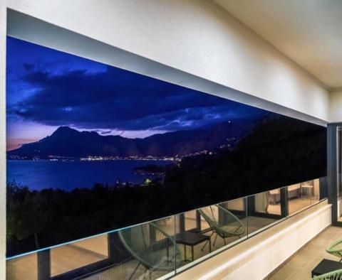Csodálatos új, modern villa az Omis riviérán, mindössze 60 méterre a tengertől, úszómedencével, szaunával, fitnesz stúdióval és garázzsal - pic 22