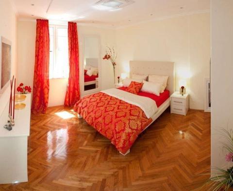 Luxury apartment in Split just 300 meters from the sea - pic 23