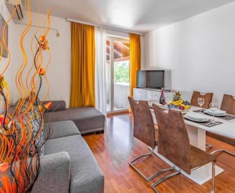 Villa with swimming pool and 3 apartments on a spacious plot of 1700 m2 in Jadreski between Liznjan and Pula - pic 34