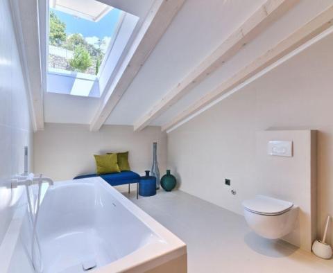 Luxury 3-bedroom apartment on Opatija riviera in boutique residence on the 1st line to the sea in Volosko - pic 30
