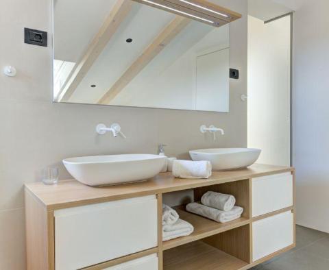 Luxury 2-bedroom apartment on Opatija riviera in Volosko right by the sea - pic 25