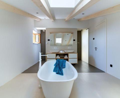 Luxury 2-bedroom apartment on Opatija riviera in Volosko right by the sea - pic 30