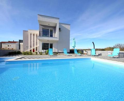 Elegáns, modern villa 4 lakással Zatonban eladó - pic 11