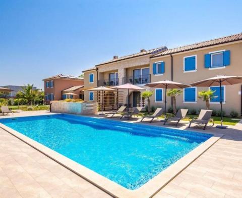 Complex of apartments in Porec area 1,5 km from the sea - pic 8