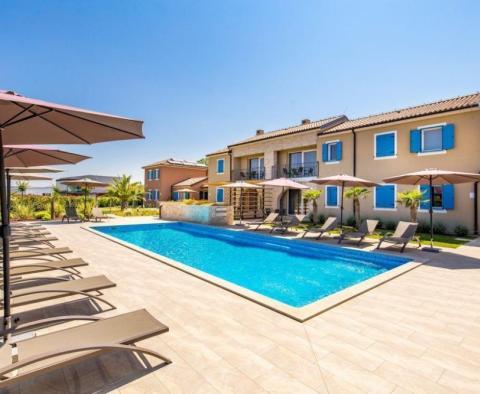 Complex of apartments in Porec area 1,5 km from the sea - pic 4