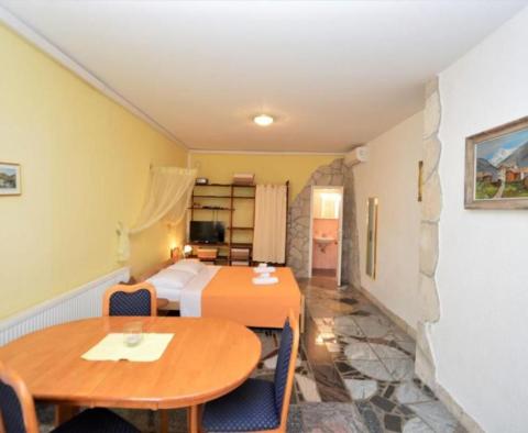 Apart-house of 9 apartments in Valbandon just 900 meters from the beach - pic 33