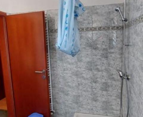 Dom apartamentowy z 4 luksusowymi apartamentami na sprzedaż w Galižana, Vodnjan - pic 25