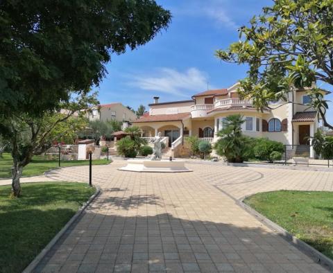 Urban land plot for sale in Vodice, 900 meters from the sea - pic 3