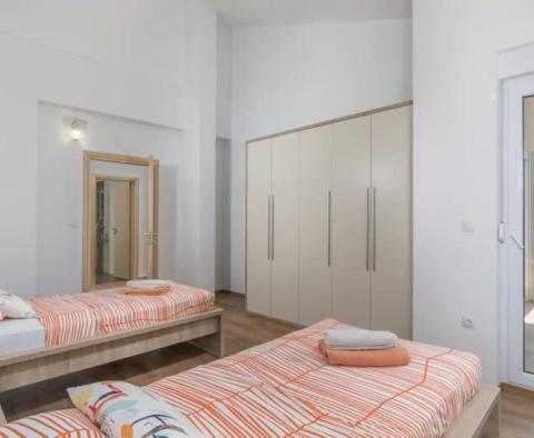 Bemerkenswerte Villa in modernem Design in der 2. Reihe zum Meer, Panoramablick, möbliert - Region Medulin - foto 19