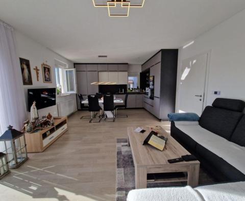 Remarkable house in Svetvinčenat area built in 2021 - pic 22