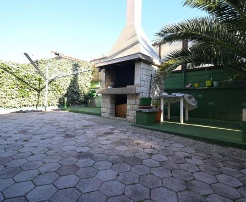 Apart-house in Štinjan, Pula, with sea views, just 300 meters from the sea - pic 12