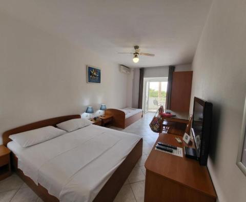 Appart-hôtel de 19 appartements à Baska Voda - pic 11
