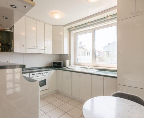 Wonderful light apartment in Malinska centre with garage, just 200 meters from the sea - pic 3