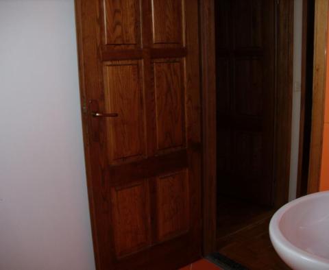 Magnifique appartement en duplex à vendre sur la péninsule de Krk - pic 15