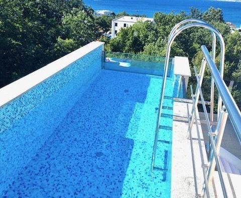 Modern penthouse with swimming pool in Vantačići, Malinska-Dubašnica - pic 3