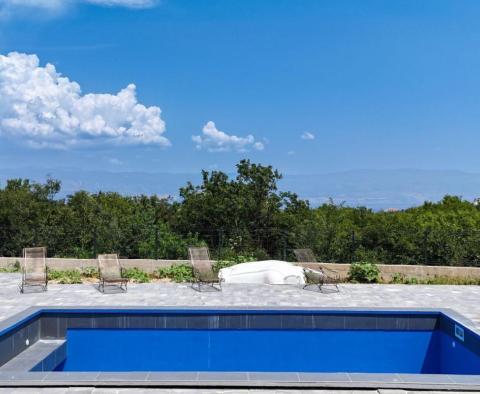 Luxus villa medencével és tengerre néző kilátással Vrbnikben a Krk-félszigeten - pic 4