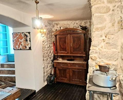 Renovated stone house in Krk town just 50 meters from the sea, with sea views! - pic 3