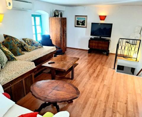 Renovated stone house in Krk town just 50 meters from the sea, with sea views! - pic 14