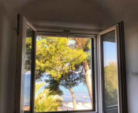 Deluxe first line villa in Supetar on Brac island with a mooring for a boat - pic 39