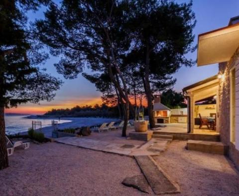 Deluxe first line villa in Supetar on Brac island with a mooring for a boat - pic 69