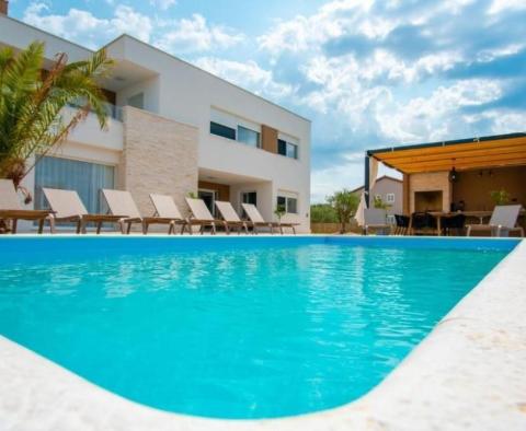 Luxury modern villa with swimming pool in Mandre on Pag - pic 3