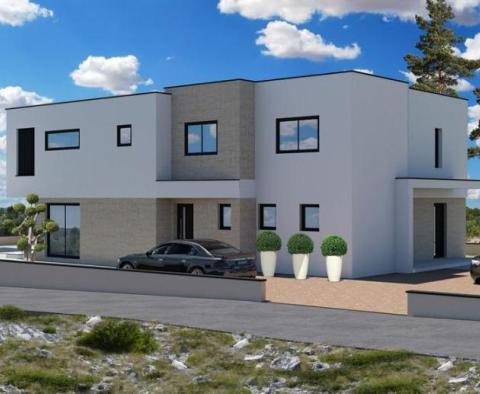 Atraktivní moderní vila mezi Vodicemi a Tribunjem - pic 4