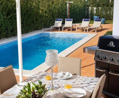 Fascinating villa in Tar, Tar-Vabriga, unexpected oasis of elegance and luxury in Croatia - pic 3