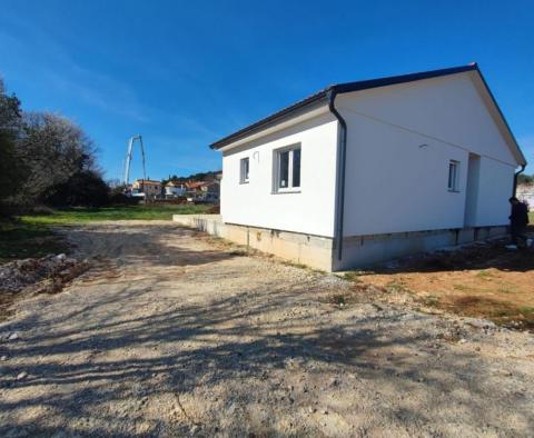 Új ház a pólai Veli Vrh-ben, ahol az év 365 napján Horvátországban lakhat - pic 3